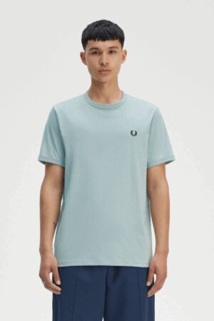FRED PERRY – T-SHIRT BASIC CELESTE