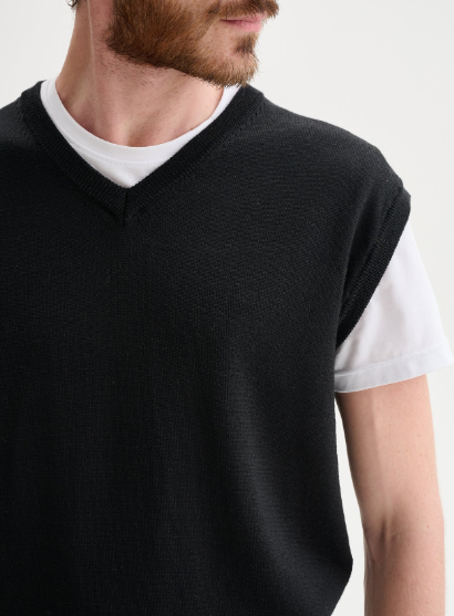 QB24 - GILET GIROCOLLO NERO QB24 – GILET GIROCOLLO NERO