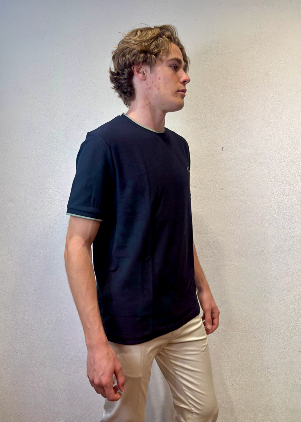 FRED PERRY - T-SHIRT CREPE M/M BLU FRED PERRY – T-SHIRT CREPE M/M BLU