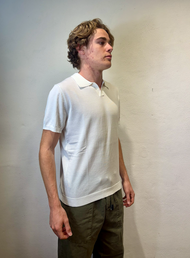 PEOPLE OF SHIBUYA - POLO SCOLLO V BIANCO PEOPLE OF SHIBUYA – POLO SCOLLO V BIANCO