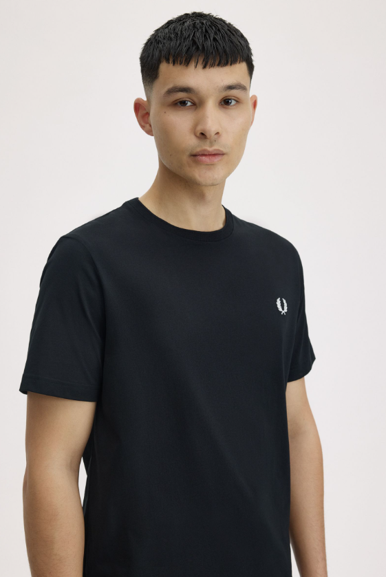 FRED PERRY - T-SHIRT BASIC NERO FRED PERRY – T-SHIRT BASIC NERO