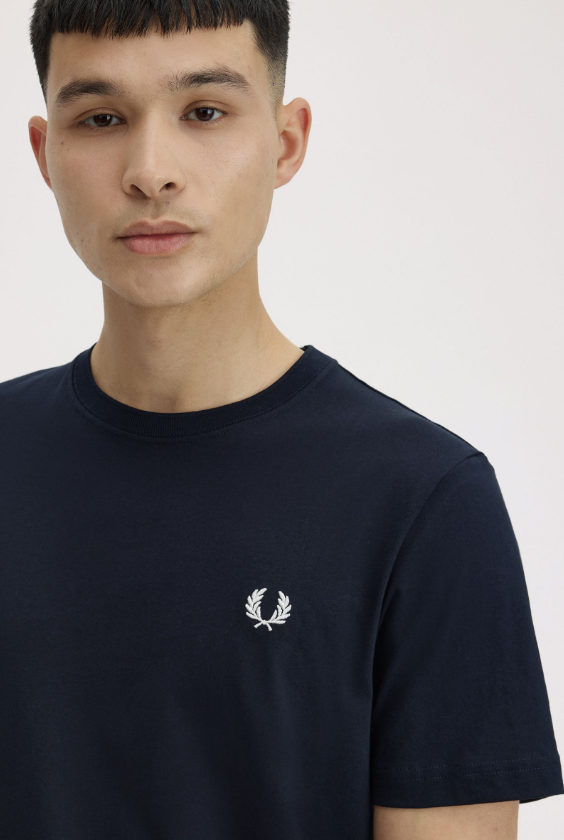 FRED PERRY - T-SHIRT BASIC BLU FRED PERRY – T-SHIRT BASIC BLU