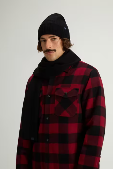 WOOLRICH - GIFT BOX SCIARPA+CAPP NERO WOOLRICH – GIFT BOX SCIARPA+CAPP NERO